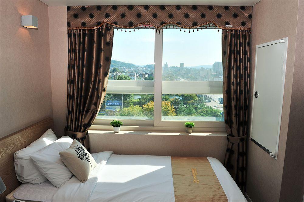 Golden Forest Residence River Seoul Exterior photo